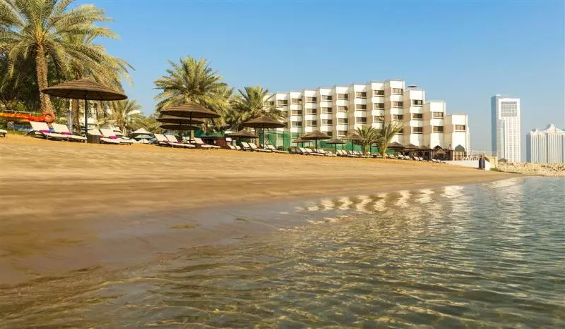 ホテル Le Méridien Abu Dhabi