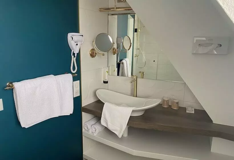 Logis Hotel Restaurant A L Etoile