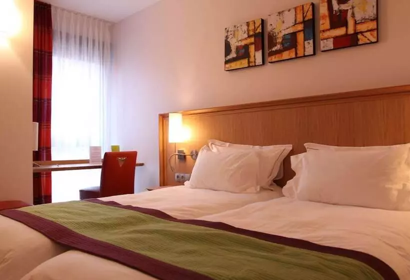 Logis Hotel Restaurant A L Etoile