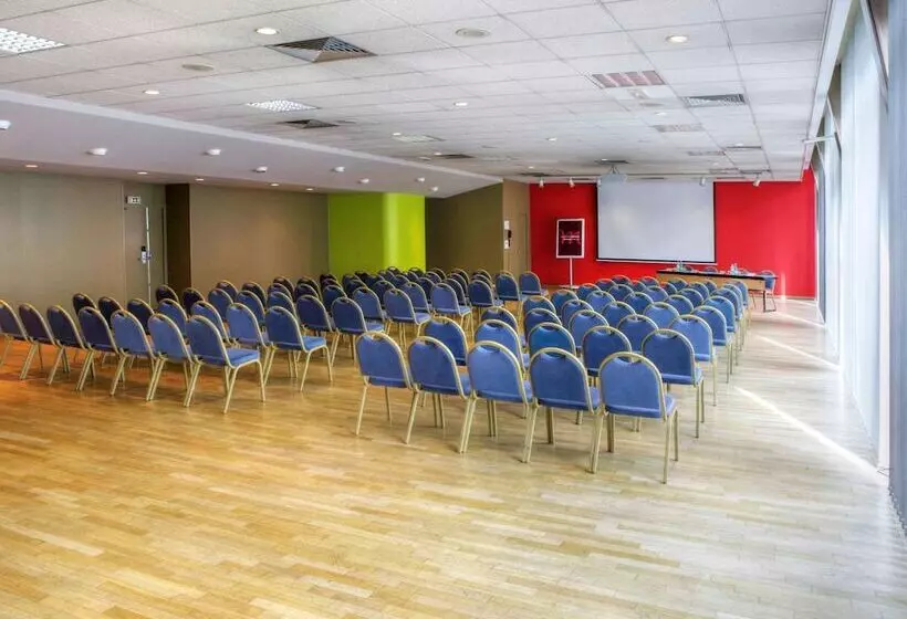 Mercure Besancon Parc Micaud   Hotel & Bar