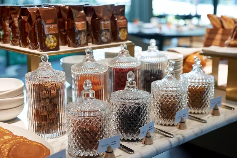 Отель Mercure Colmar Centre Champ De Mars