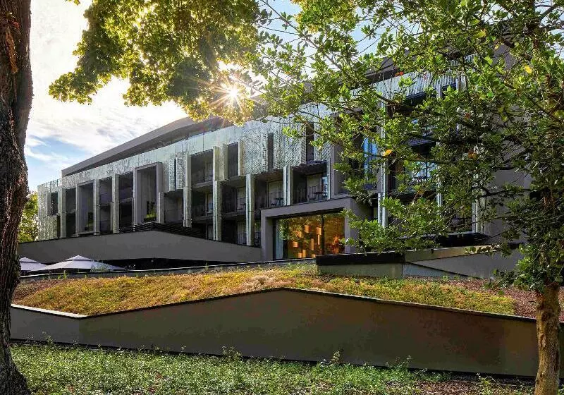 Отель Mercure Colmar Centre Champ De Mars