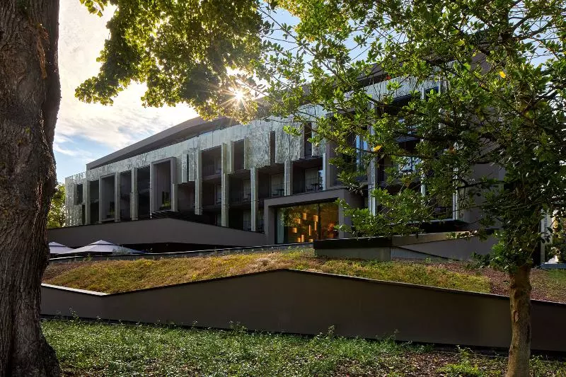 Отель Mercure Colmar Centre Champ De Mars