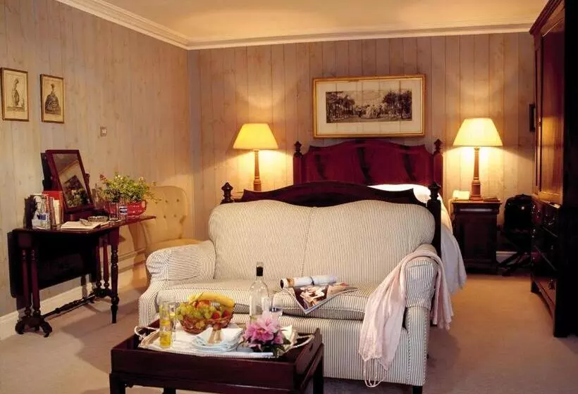 Отель Rosleague Manor