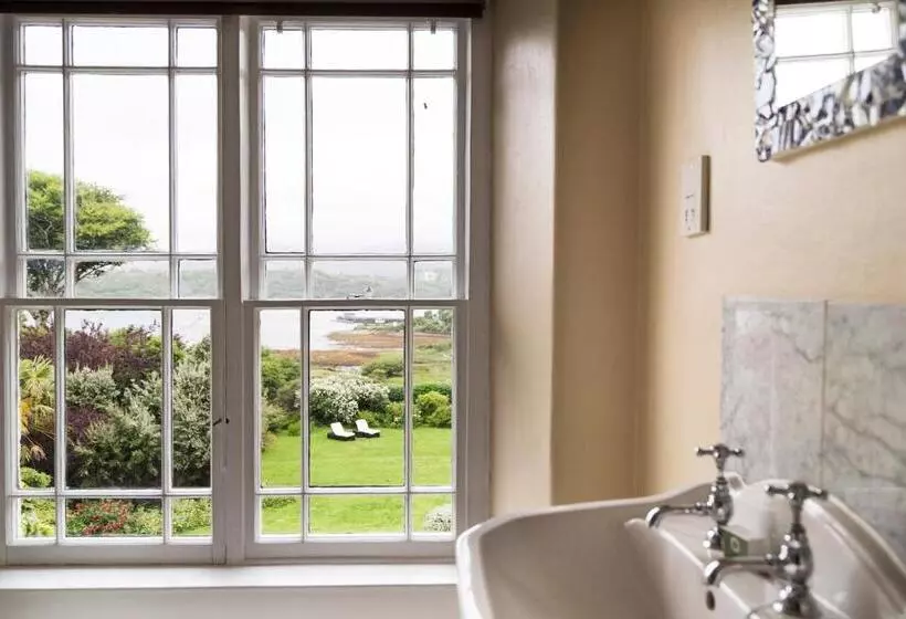 Отель Rosleague Manor