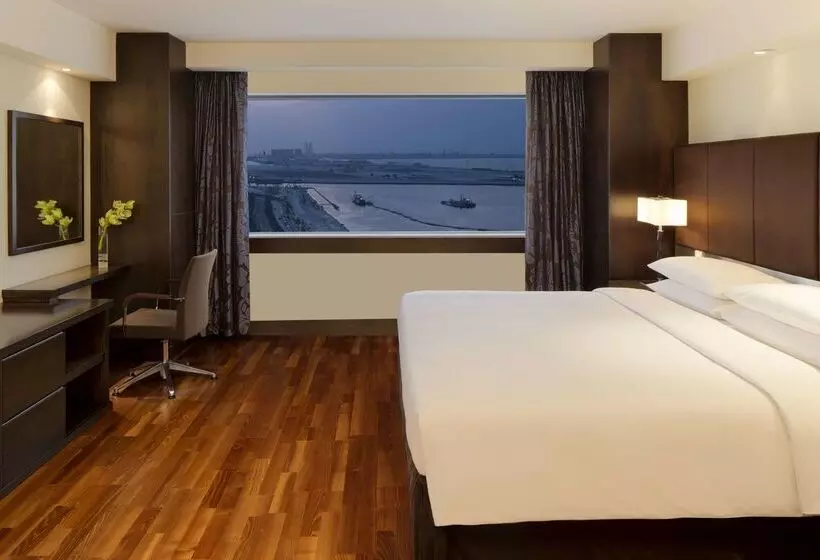 酒店 Hyatt Regency Dubai   Corniche