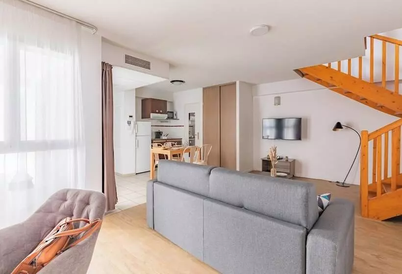 Appart City Confort Pau Centre