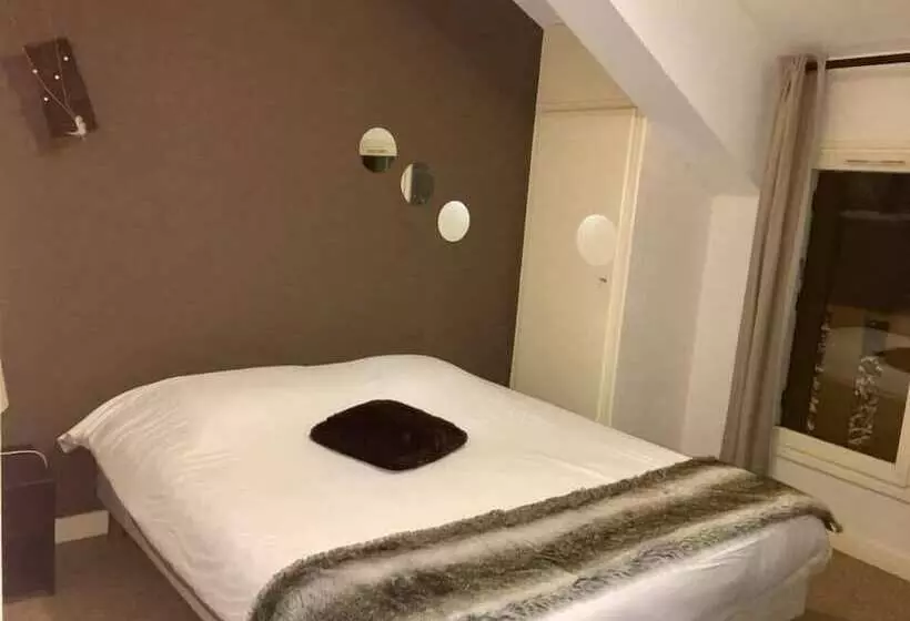 Отель Bon Accueil