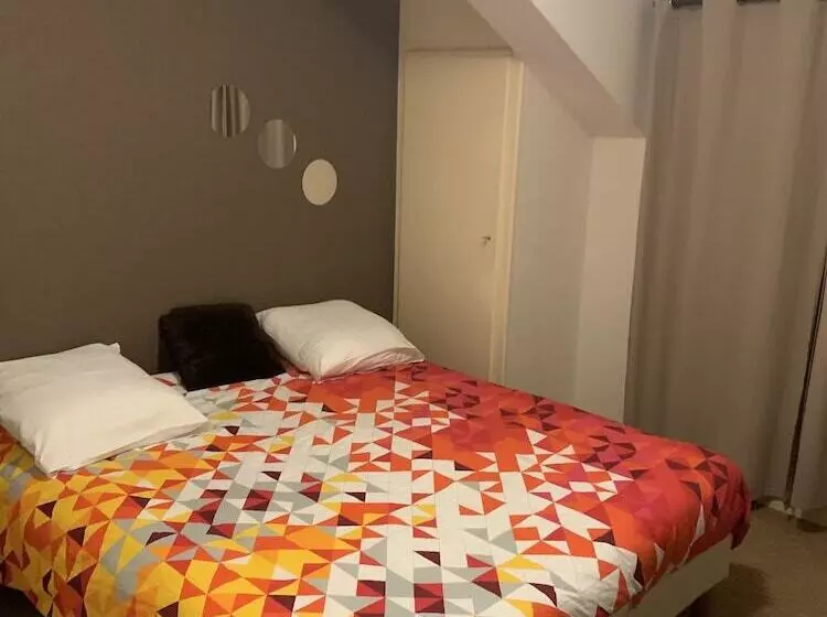 Отель Bon Accueil