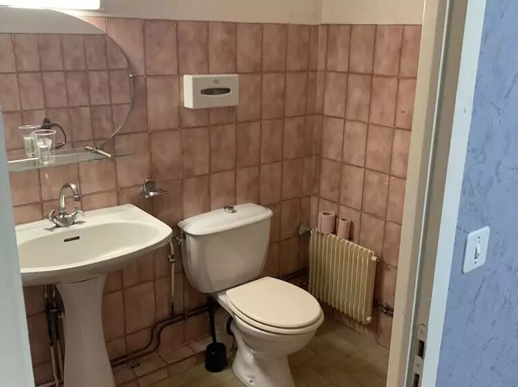 Отель Bon Accueil