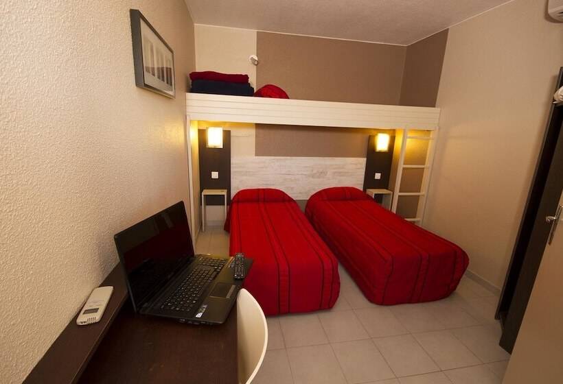 Brit Hotel Essentiel Sète / Balaruc