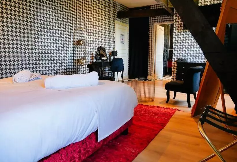 Отель Chateau Camiac