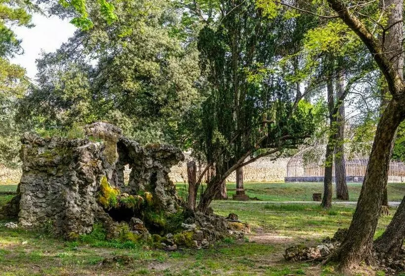 ホテル Château De Rochegude