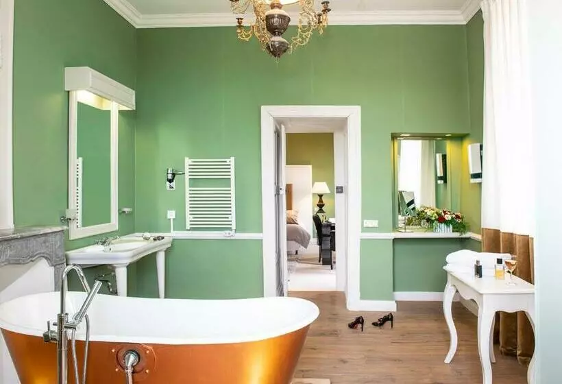 ホテル Château De Rochegude