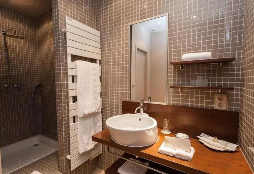 בית מלון כפרי Château Des Alpilles