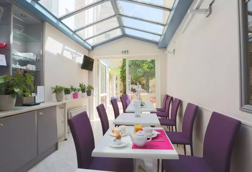 酒店 De La Fontaine