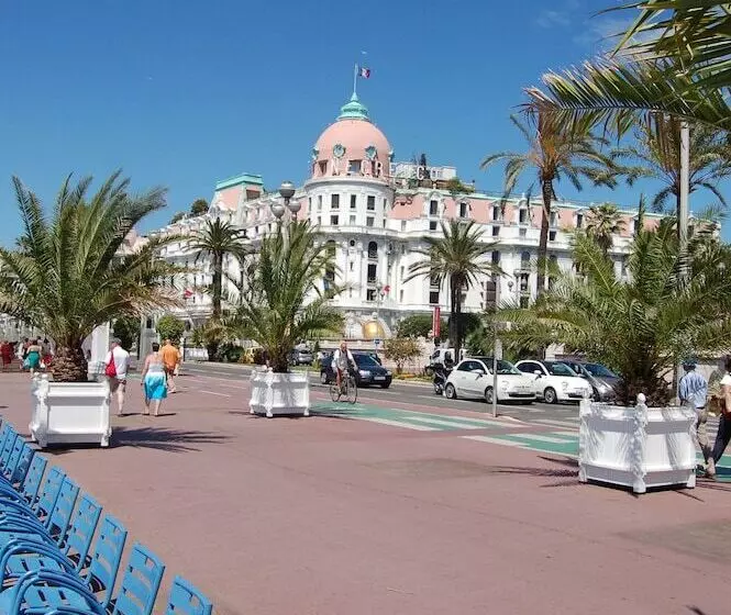 酒店 De La Fontaine