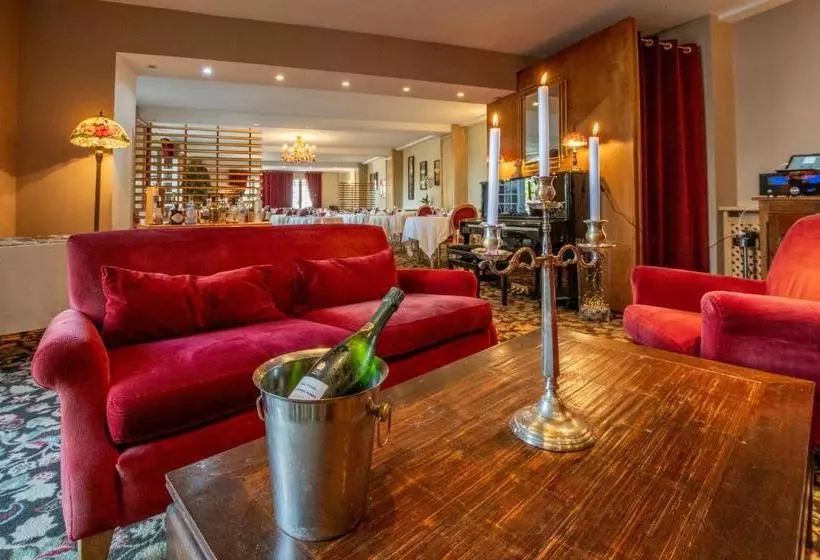 هتل Hostellerie Des Cèdres