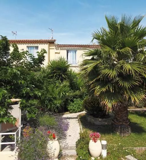 ホテル Hôtel La Croix De Malte