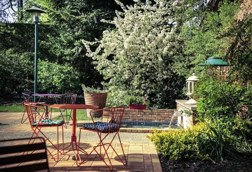 בית מלון כפרי Hôtel Mercure Bourgenbresse