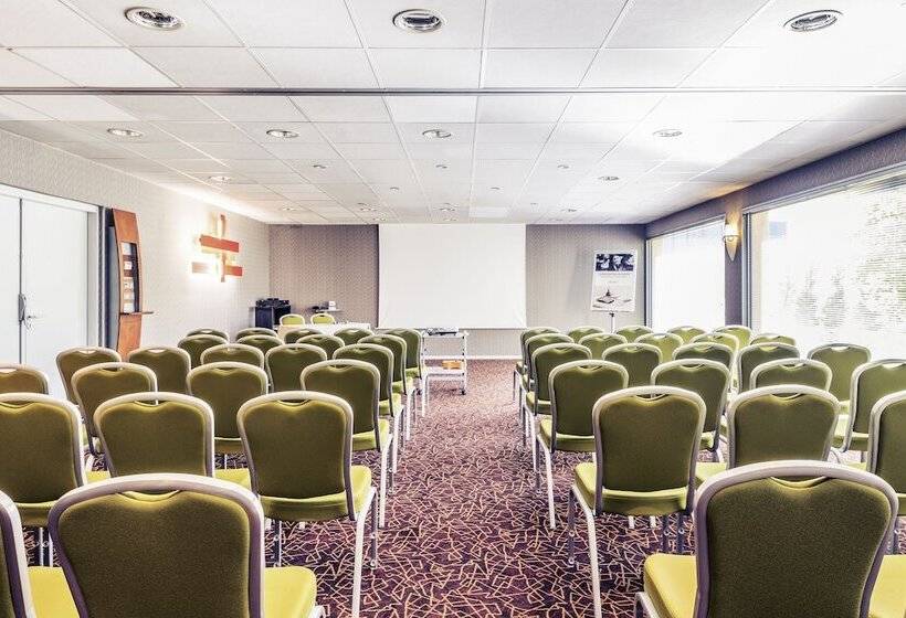 هتل Hôtel Mercure Bourgenbresse