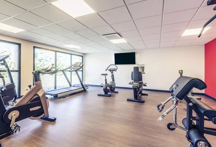 בית מלון כפרי Hôtel Mercure Bourgenbresse