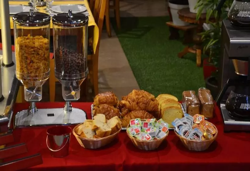 בית מלון כפרי Hôtel Restaurant Du Bearn