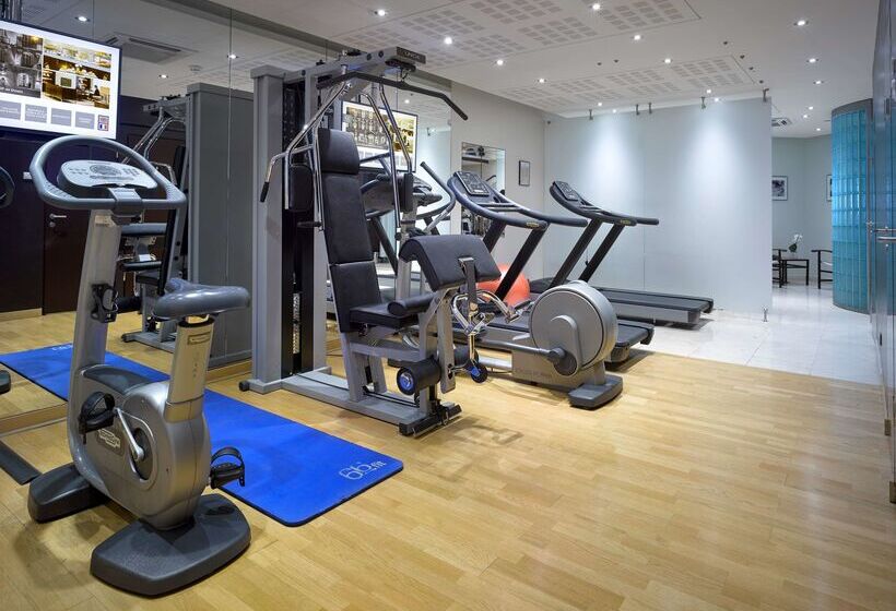 هتل Miiro Le Grand Hôtel Cayré