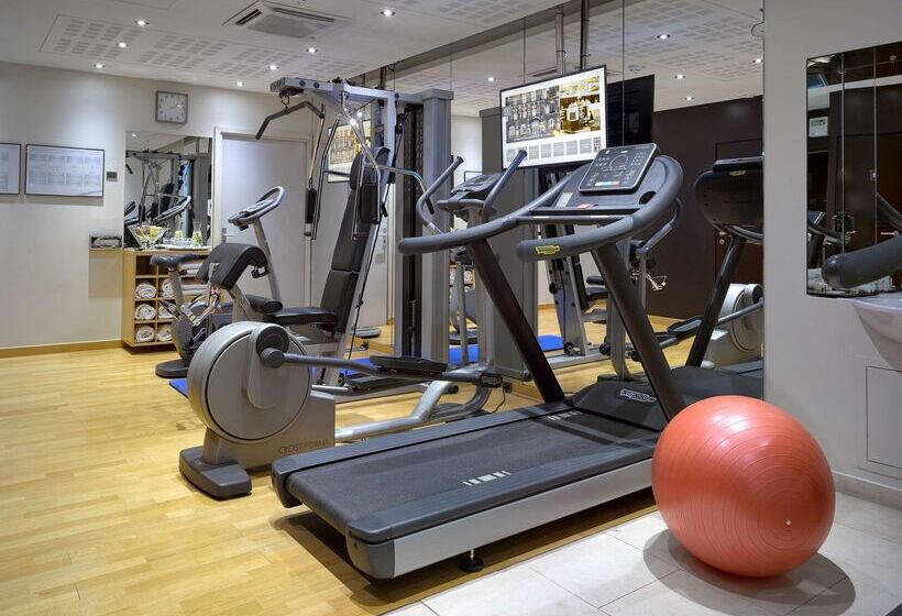 هتل Miiro Le Grand Hôtel Cayré