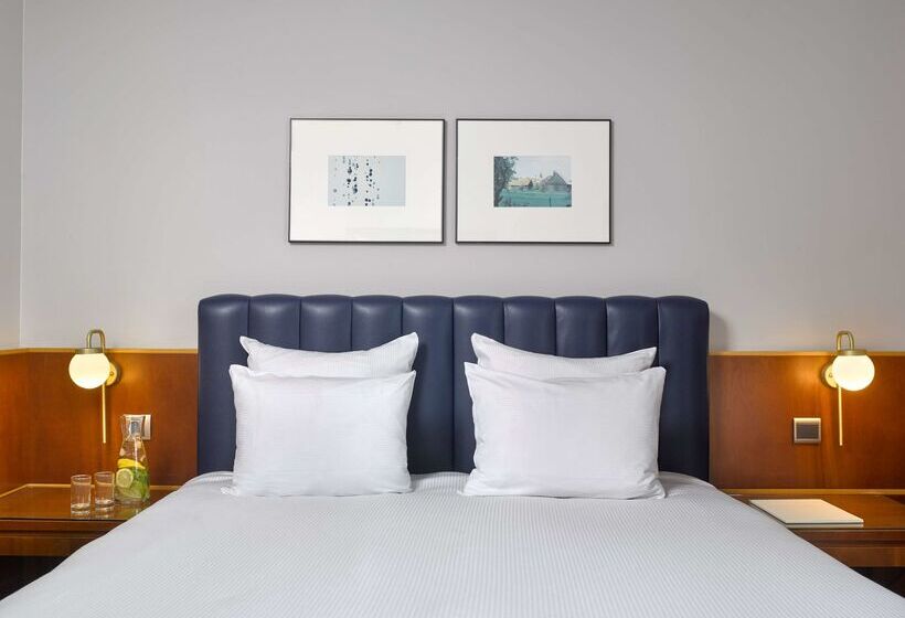 هتل Miiro Le Grand Hôtel Cayré