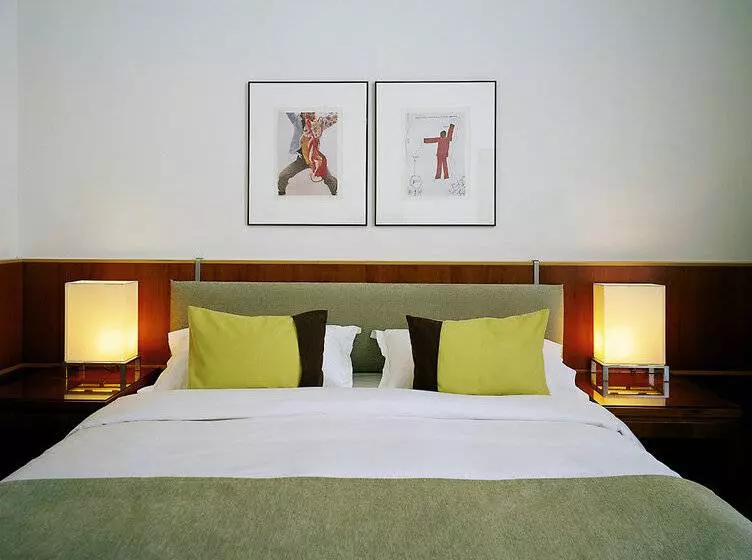 ホテル Miiro Le Grand Hôtel Cayré