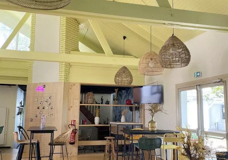 בית מלון כפרי Greet Hôtel Villeneuve La Garenne Rénové