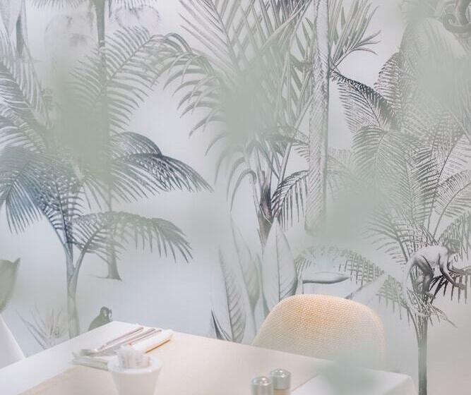 هتل Hôtel La Villa Cannes