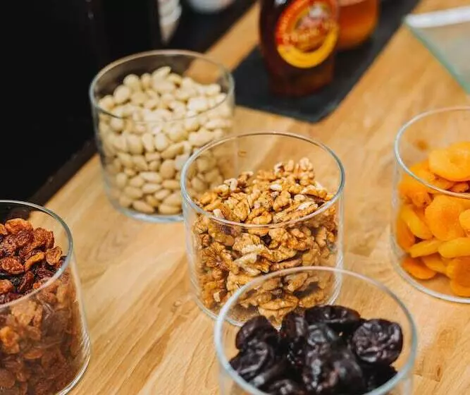 Отель Hôtel La Villa Cannes