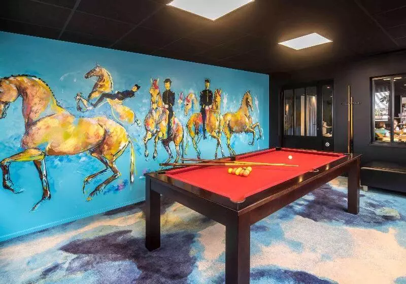 هتل Mercure Bords De Loire Saumur