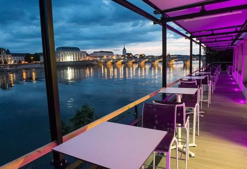 هتل Mercure Bords De Loire Saumur