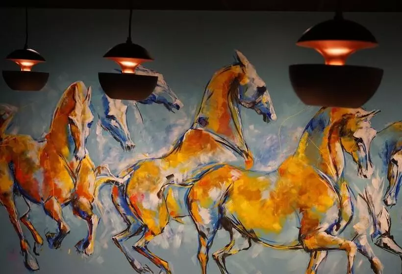 هتل Mercure Bords De Loire Saumur