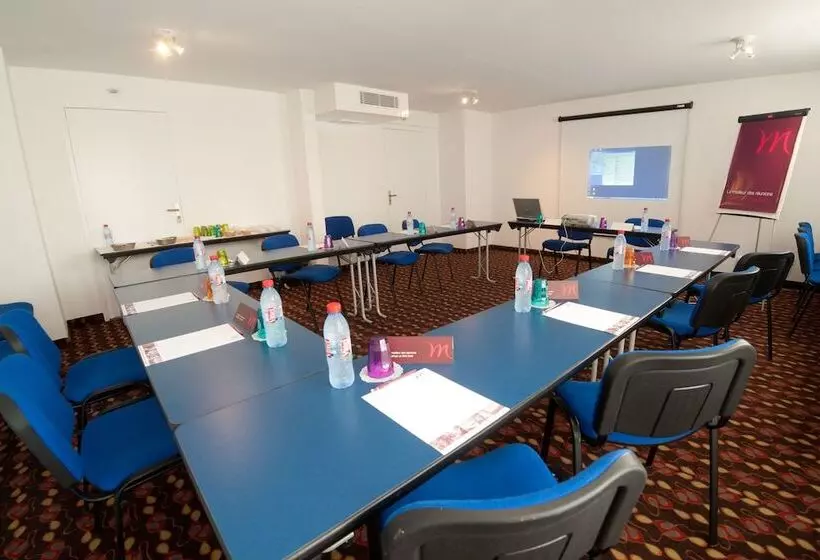 هتل Mercure Bords De Loire Saumur