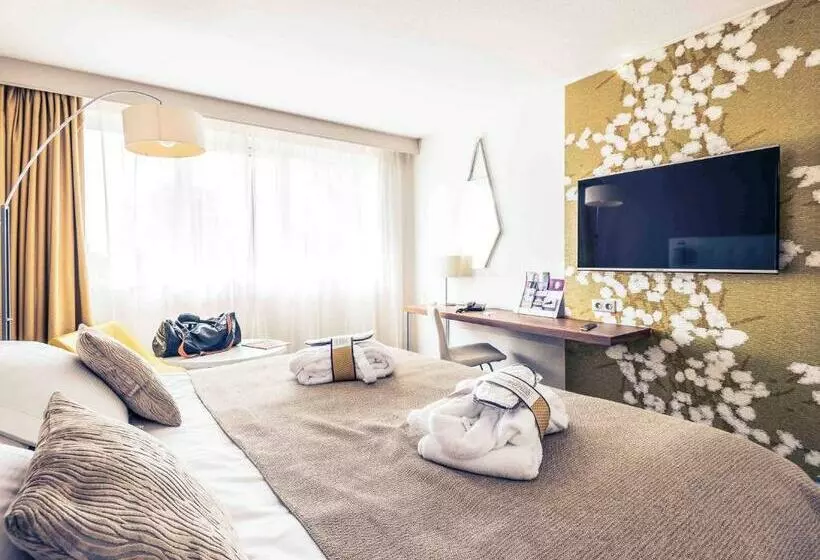 בית מלון כפרי Hôtel Mercure Bourgenbresse