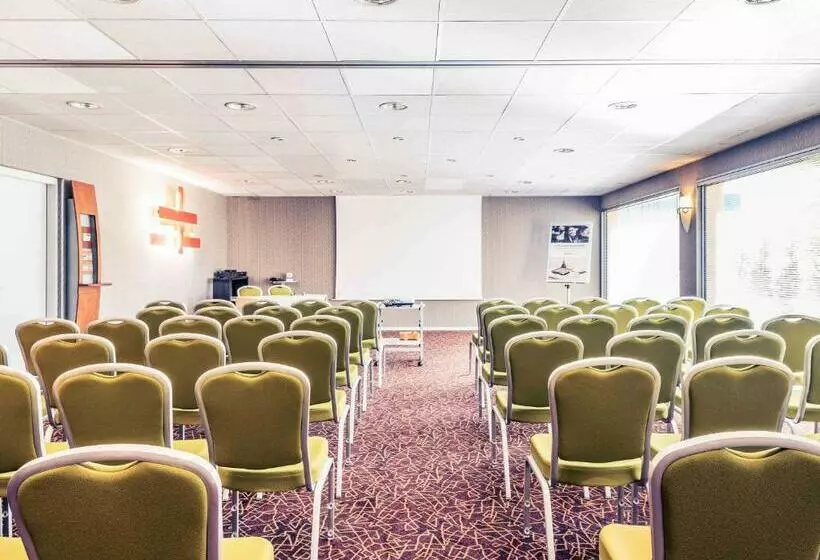 בית מלון כפרי Hôtel Mercure Bourgenbresse