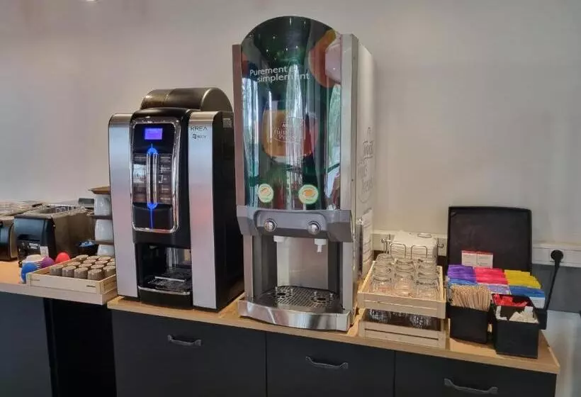 בית מלון כפרי Ace Hôtel Travel Fabrègues   A9 Montpellier Sud