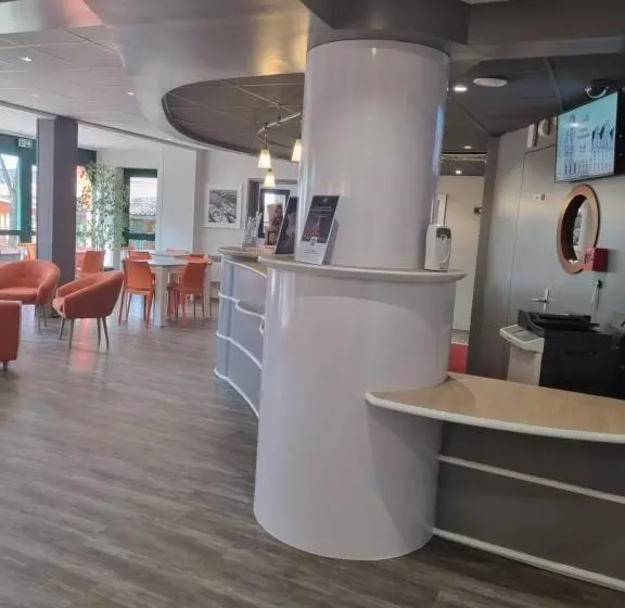 בית מלון כפרי Ace Hôtel Travel Fabrègues   A9 Montpellier Sud