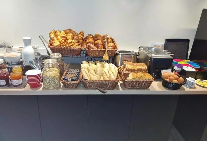 בית מלון כפרי Ace Hôtel Travel Fabrègues   A9 Montpellier Sud