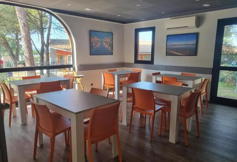 בית מלון כפרי Ace Hôtel Travel Fabrègues   A9 Montpellier Sud