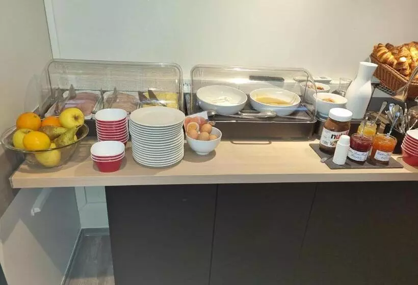 בית מלון כפרי Ace Hôtel Travel Fabrègues   A9 Montpellier Sud