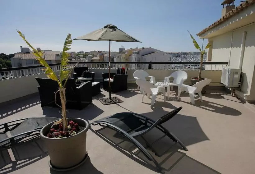 Brit Hotel Opal Centre Port