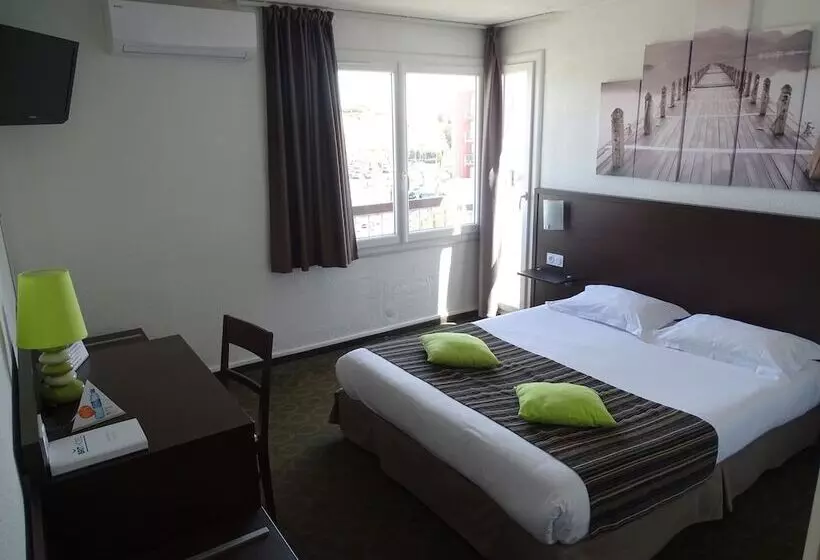 Brit Hotel Opal Centre Port