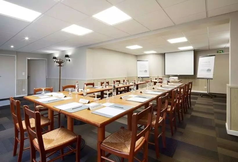 هتل Campanile Le Mans Arnage