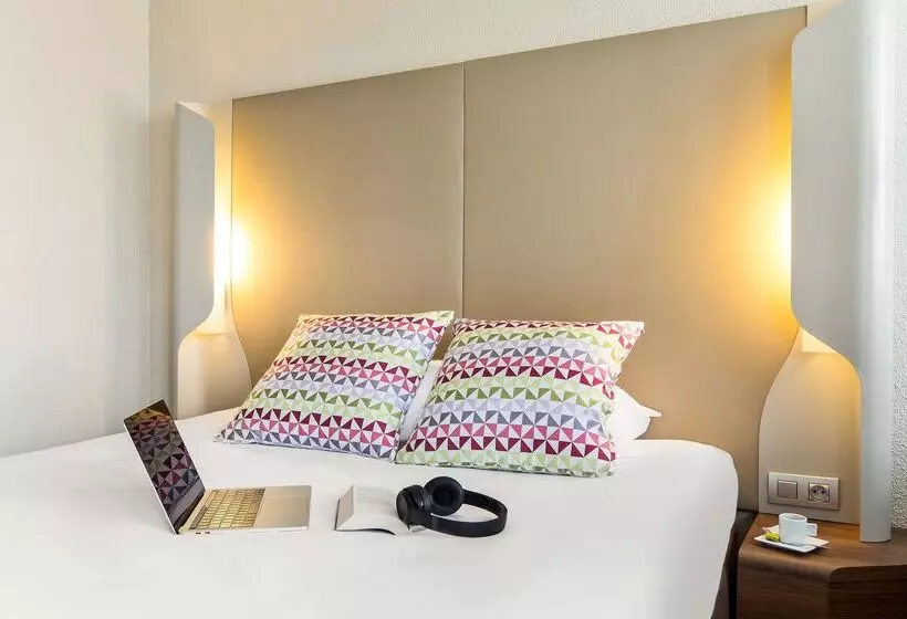 Hotell Campanile Valence Sud