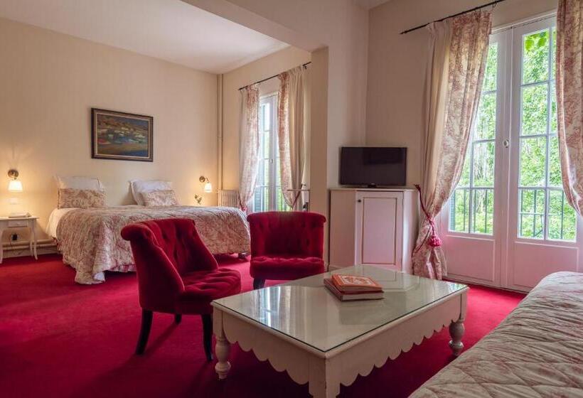 Отель Domaine D Auriac  Relais & Chateaux